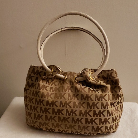 Authentic Michael Kors Purse - Picture 2 of 8